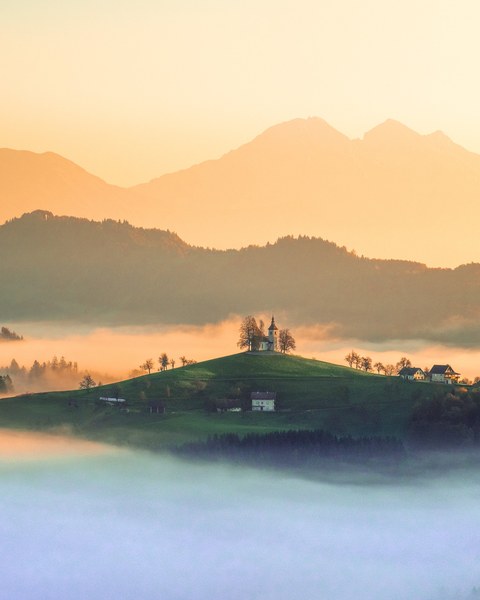 Slovenia landscape — photograph 13 of 19